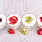 Hướng dẫn bạn cách làm sữa chua đánh đá siêu ngon cho ngày hè oi nóng