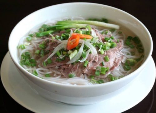 Phở Tái Lăn là gì? Món ăn truyền thống của Việt Nam
